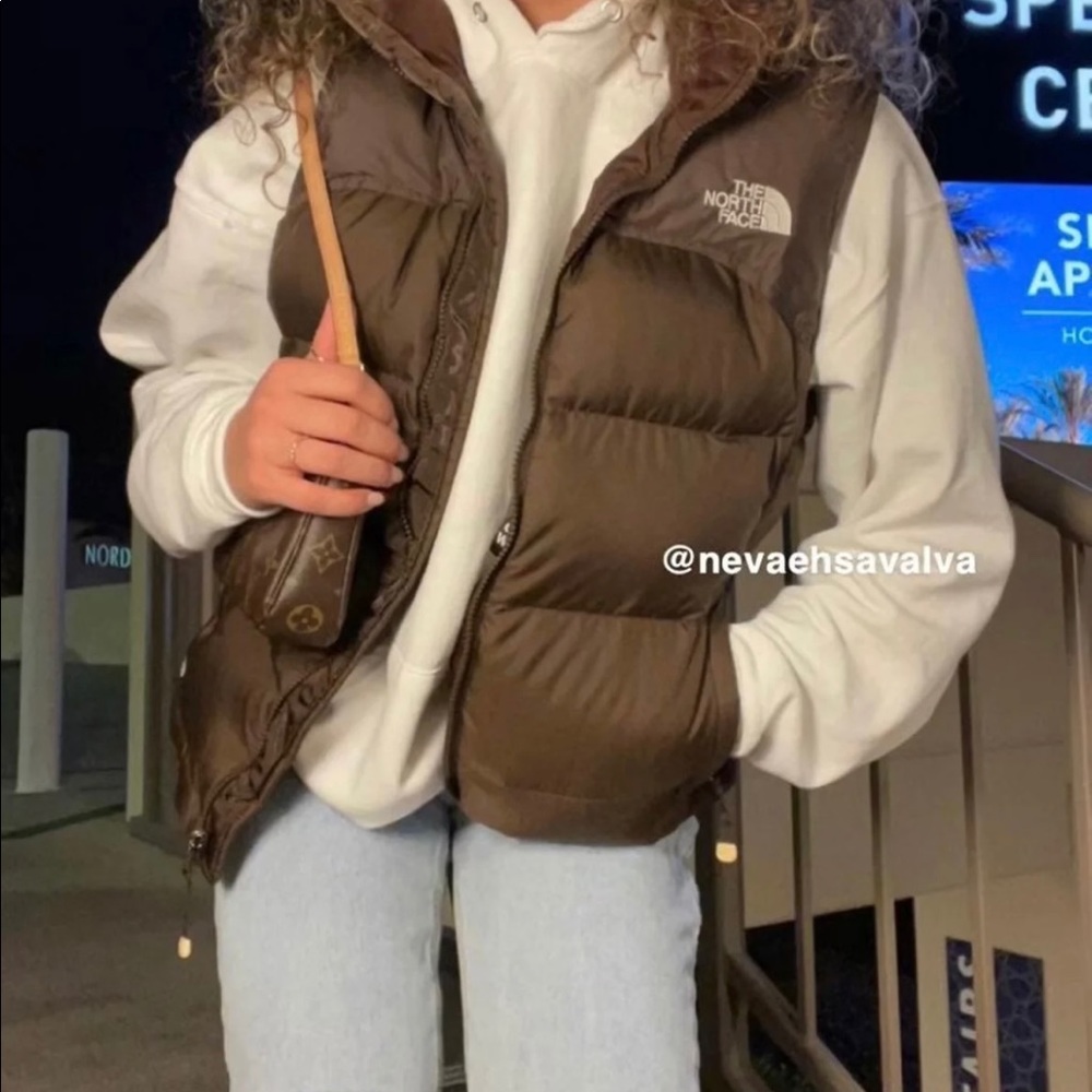 ‼️SOLD‼️ North Face brown puffer